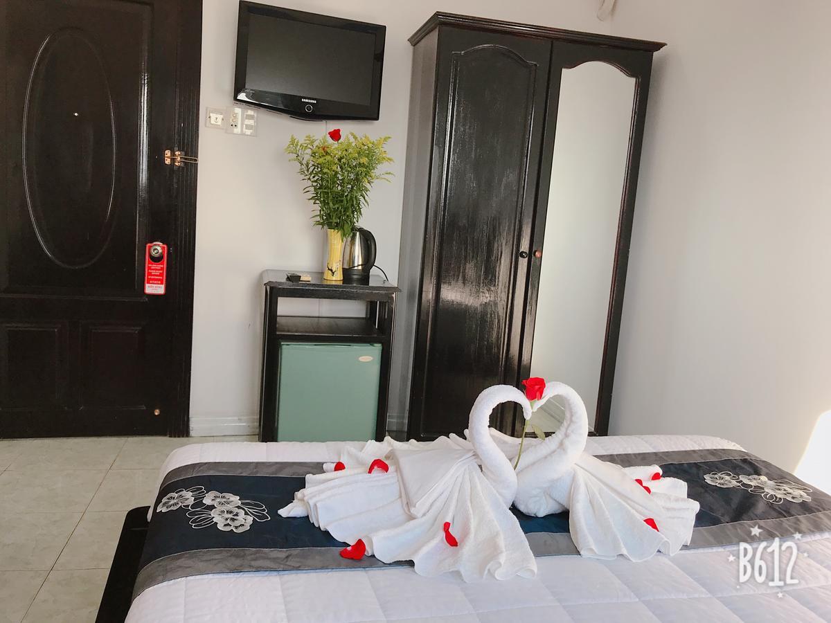 Bien Dong Hotel Nha Trang Extérieur photo