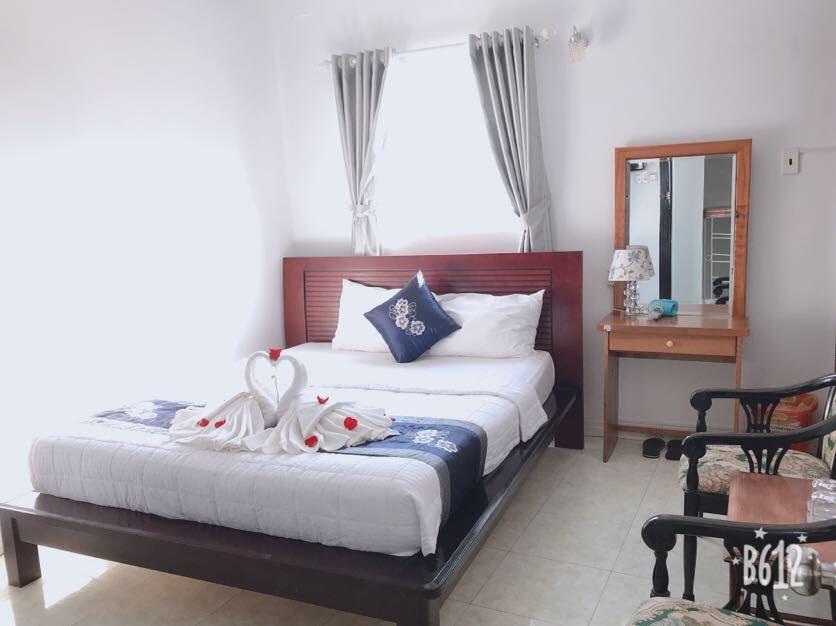 Bien Dong Hotel Nha Trang Extérieur photo