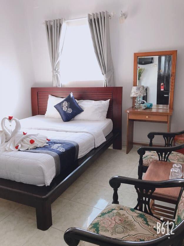 Bien Dong Hotel Nha Trang Extérieur photo